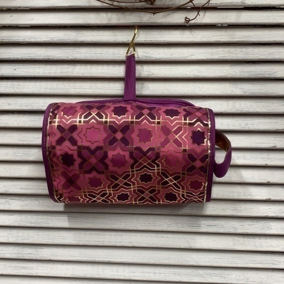 Modella Rolled Jewelry Holder 19 1/2 x 9 1/2 - Picture 3 of 7